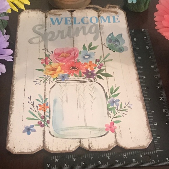 Welcome Spring Mason Jar Picket Fence Wall Sign - Picture 4 of 11